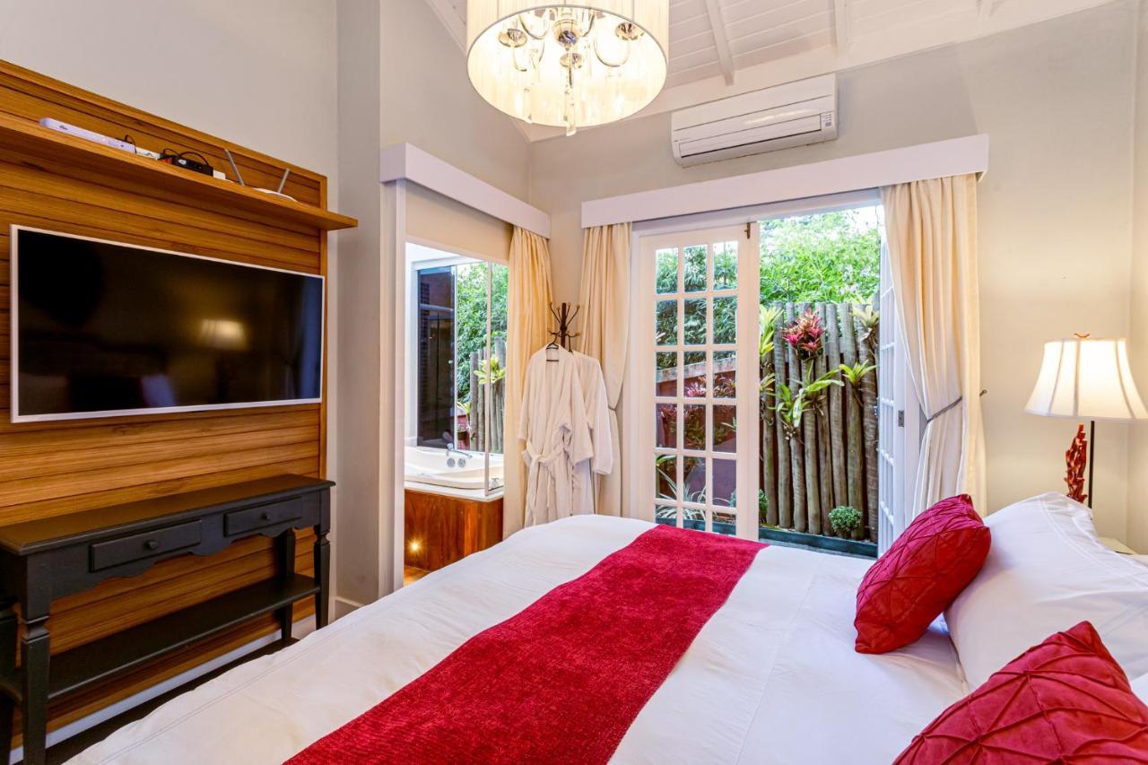 Su Paradise Villa Chales E Suites Correas ภายนอก รูปภาพ